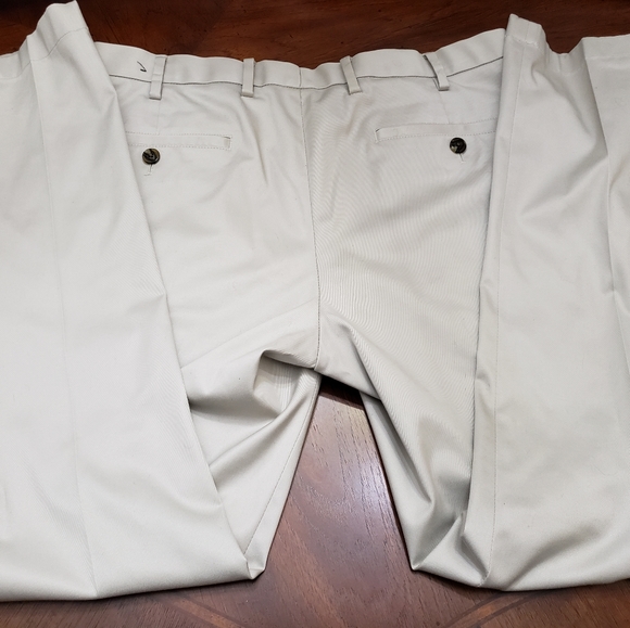 Brooks Brothers Advantage Chino - Picture 3 of 3